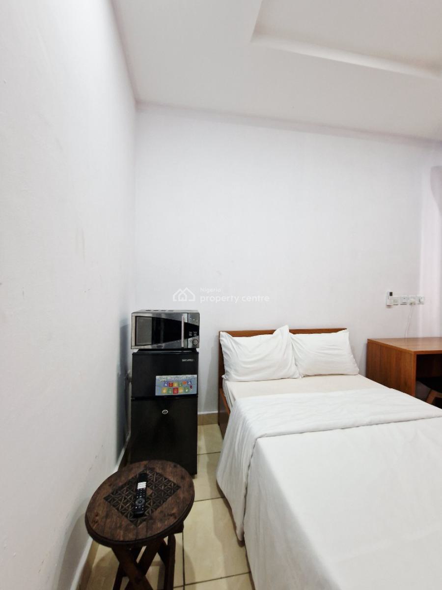 Sophisticated Studio Apartment, Sunny Okosun, Off Micheal Jackson Street, 5th Avenue, Gwarinpa, Abuja, Flat / Apartment Short Let
