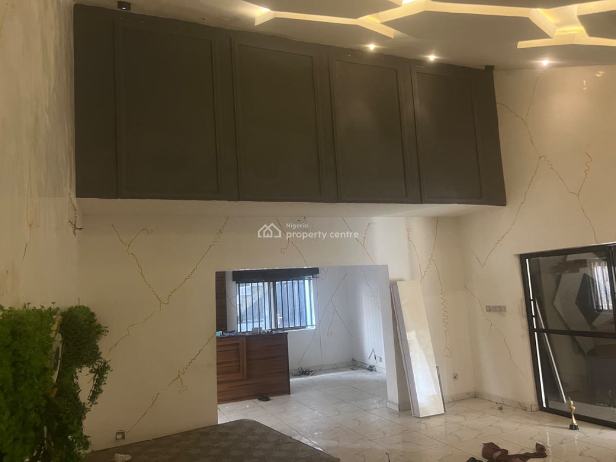 Very Spacious 6 Bedroom Fully Detached Duplex with 2 Rooms Bq, Lekki Phase 1, Lekki, Lagos, Detached Duplex for Rent