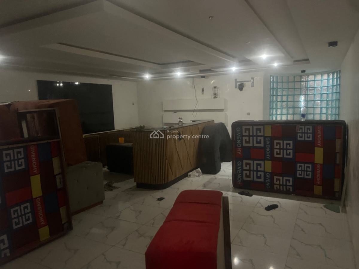 Very Spacious 6 Bedroom Fully Detached Duplex with 2 Rooms Bq, Lekki Phase 1, Lekki, Lagos, Detached Duplex for Rent