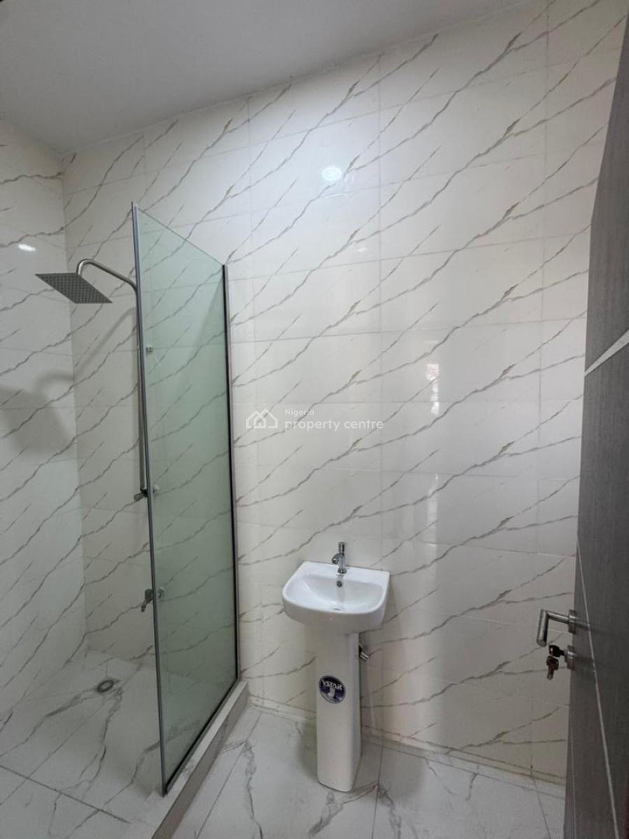 2 Bedroom Apartment, New Road, Lekki, Lagos, Flat / Apartment for Rent