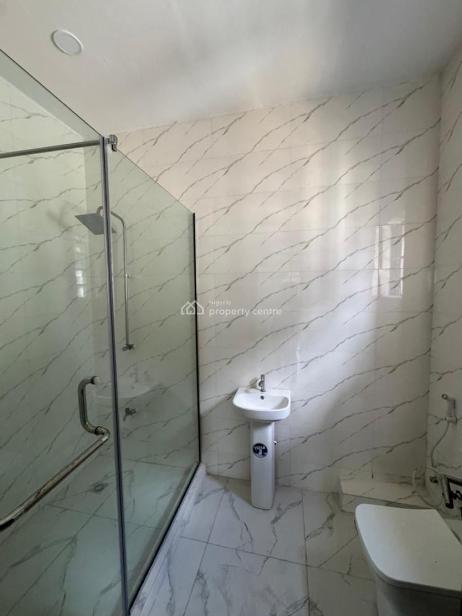 2 Bedroom Apartment, New Road, Lekki, Lagos, Flat / Apartment for Rent