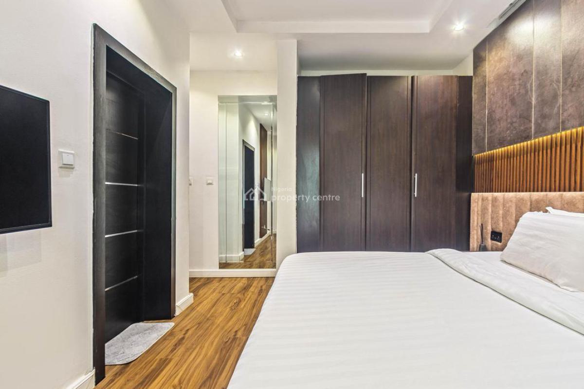 Beautiful and Luxury 2 Bedroom with Pool, Lekki Phase 1, Lekki, Lagos, Flat / Apartment Short Let