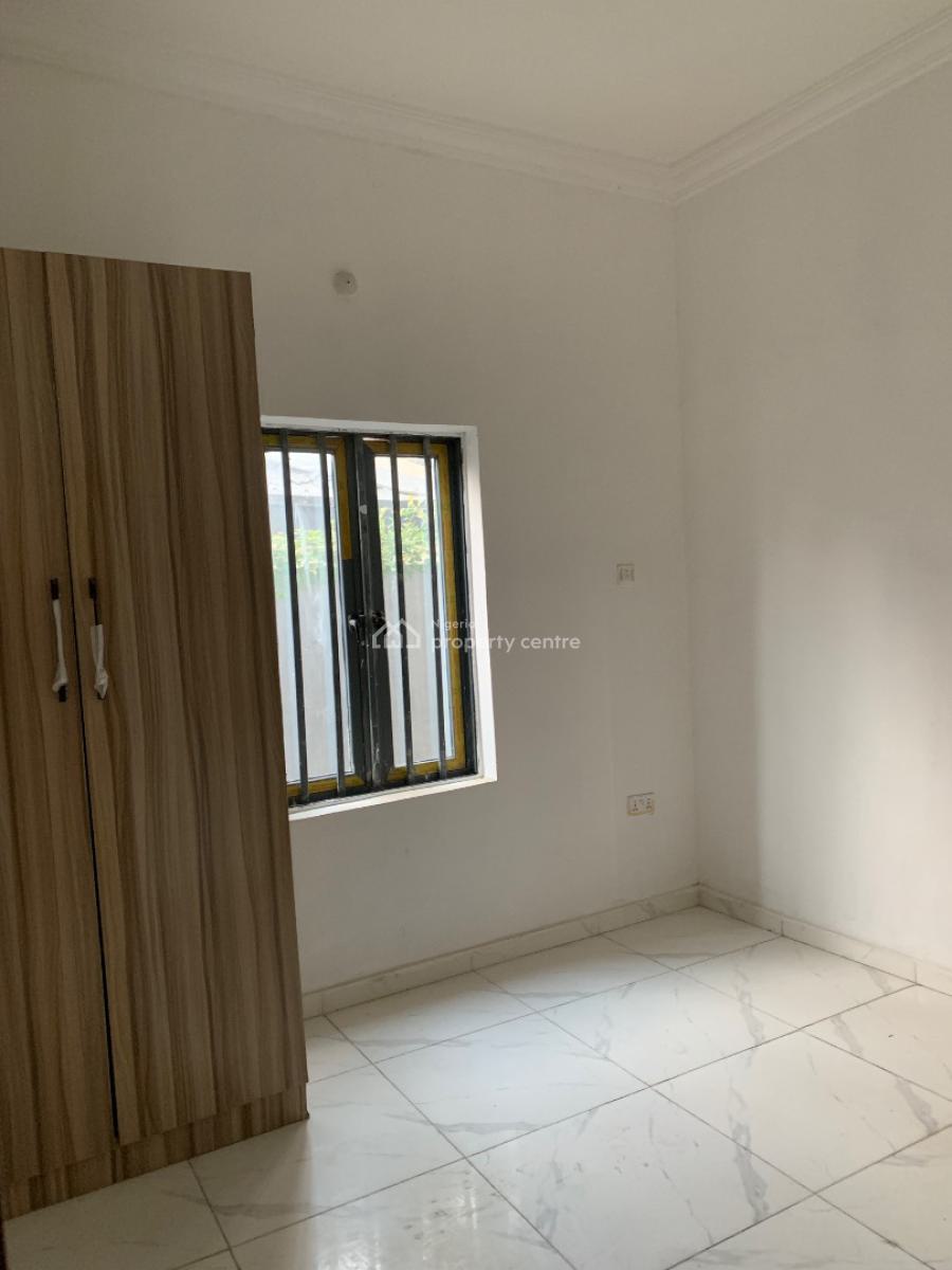 Newly Built 3 Bedroom Apartment with Standard Kitchen in an Estate, Ikate, Ikate Elegushi, Lekki, Lagos, Flat / Apartment for Rent