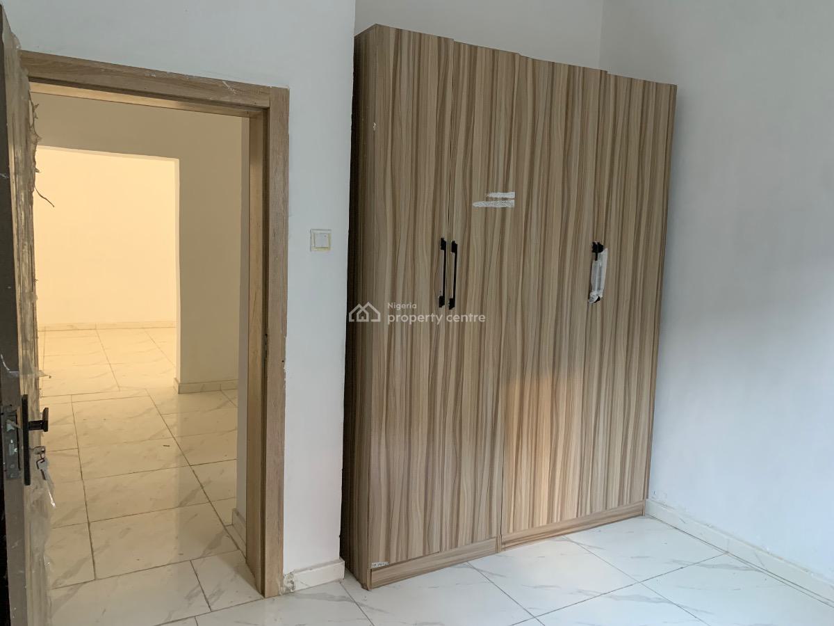 Newly Built 3 Bedroom Apartment with Standard Kitchen in an Estate, Ikate, Ikate Elegushi, Lekki, Lagos, Flat / Apartment for Rent