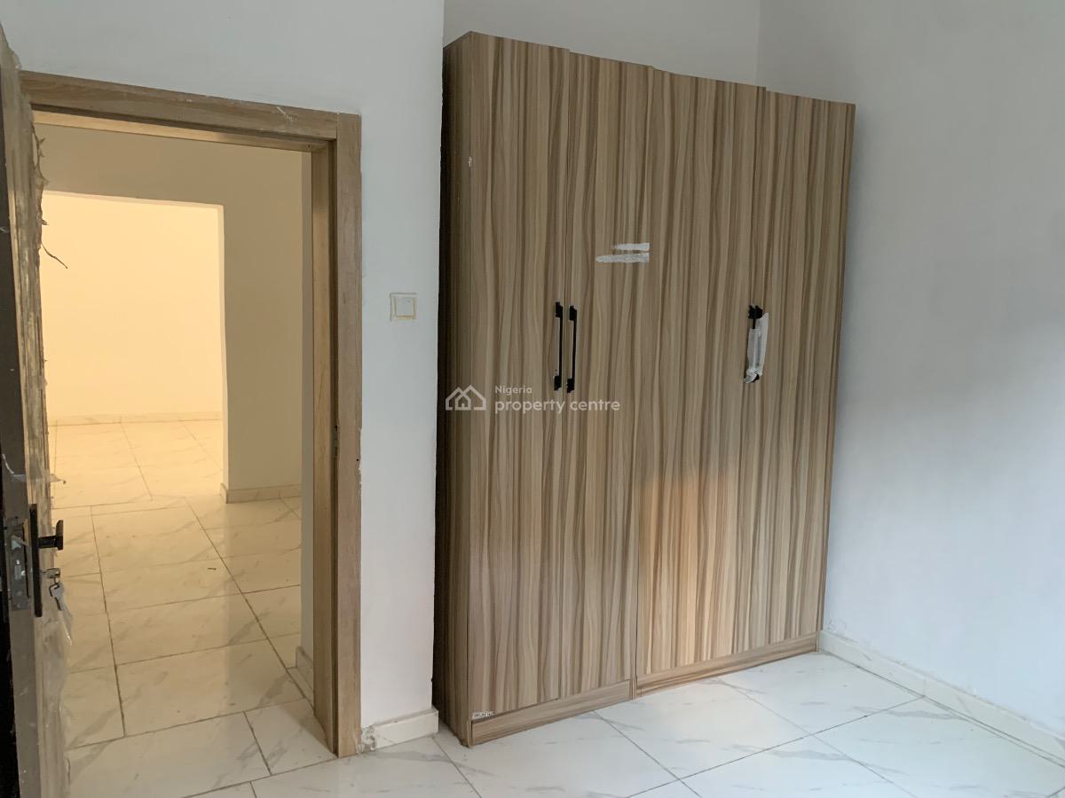 Newly Built 3 Bedroom Apartment with Standard Kitchen in an Estate, Ikate, Ikate Elegushi, Lekki, Lagos, Flat / Apartment for Rent