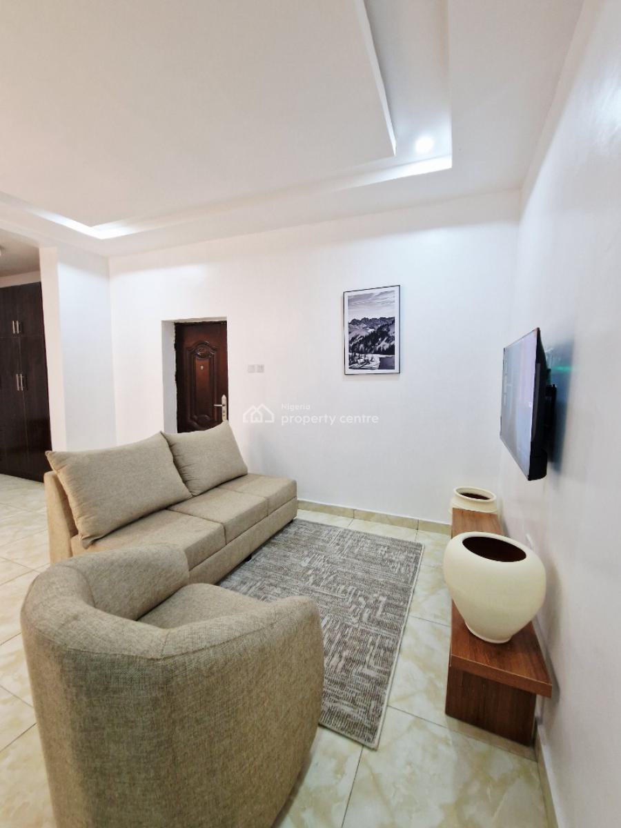 Sophisticated Studio Apartment, Sunny Okosun, Off Micheal Jackson Street, 5th Avenue, Gwarinpa, Abuja, Flat / Apartment Short Let