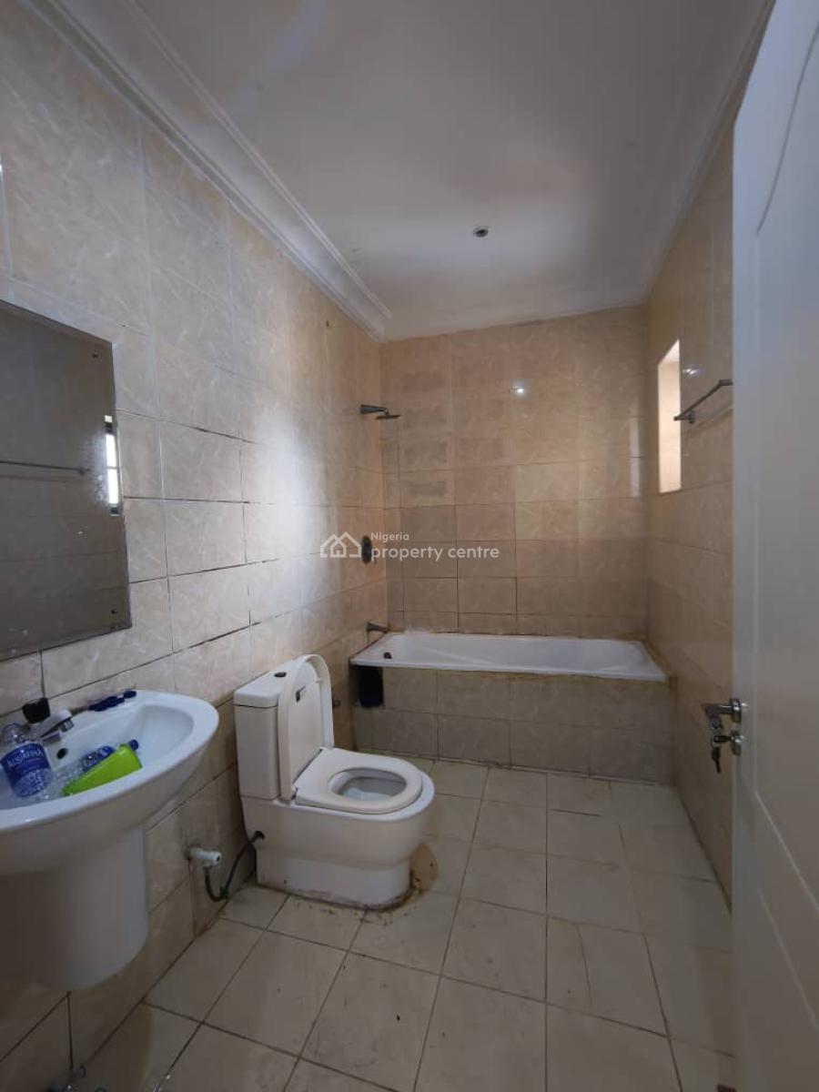 Serviced 4 Bedrooms Terrace Duplex with Bq, Chevron Lekki, Lekki Phase 2, Lekki, Lagos, Terraced Duplex for Rent