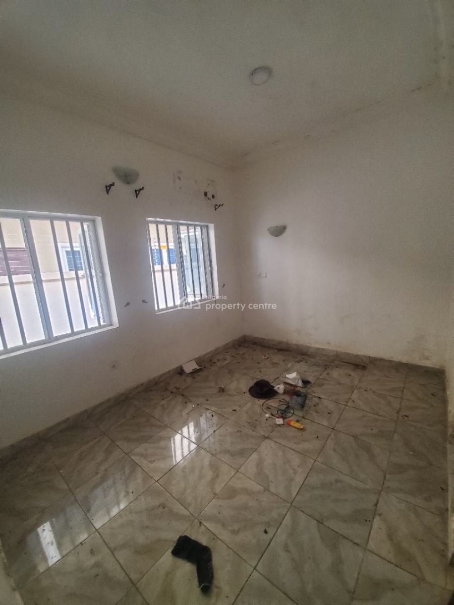 1 Room Shared Kitchen Flat, Oral Estate, Lekki, Lagos, Self Contain (single Rooms) for Rent