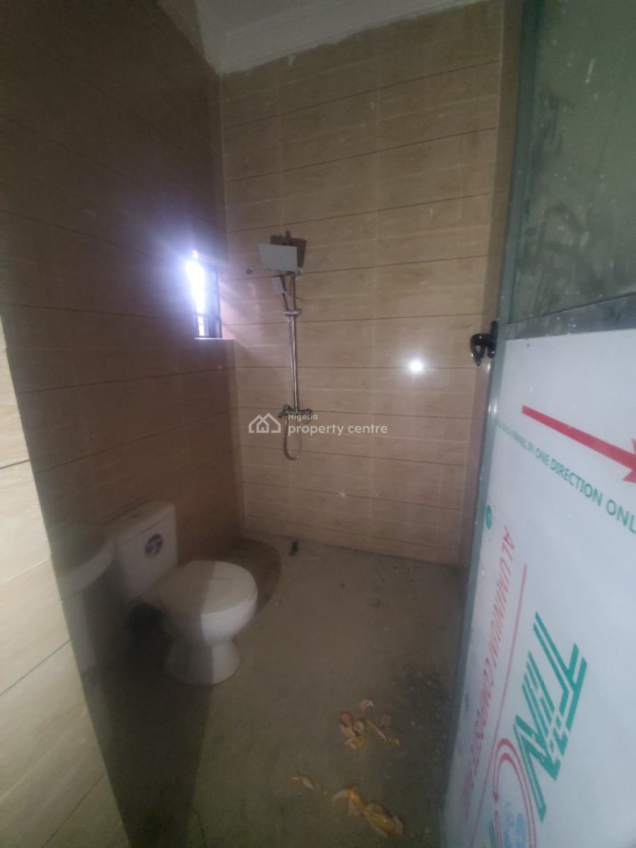 1 Room Shared Kitchen Flat, Oral Estate, Lekki, Lagos, Self Contain (single Rooms) for Rent