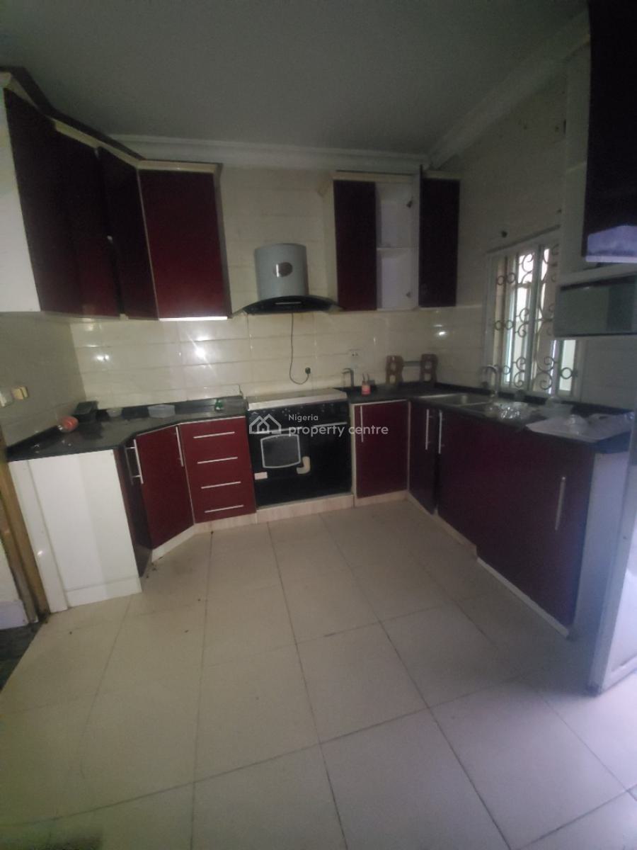 1 Room Shared Kitchen Flat, Oral Estate, Lekki, Lagos, Self Contain (single Rooms) for Rent