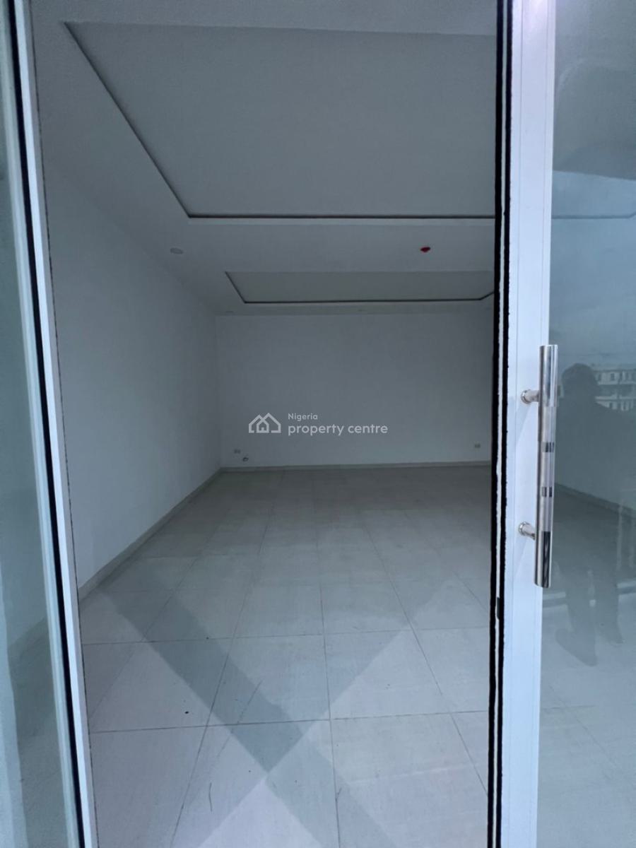 Spacious Shopping Mall per Sqm, Abraham Adesanya, Sangotedo, Ajah, Lagos, Plaza / Complex / Mall for Sale