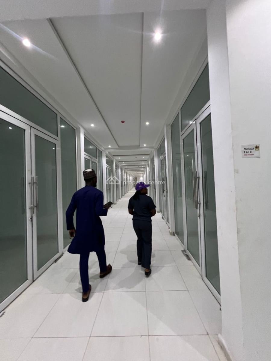 Spacious Shopping Mall per Sqm, Abraham Adesanya, Sangotedo, Ajah, Lagos, Plaza / Complex / Mall for Sale
