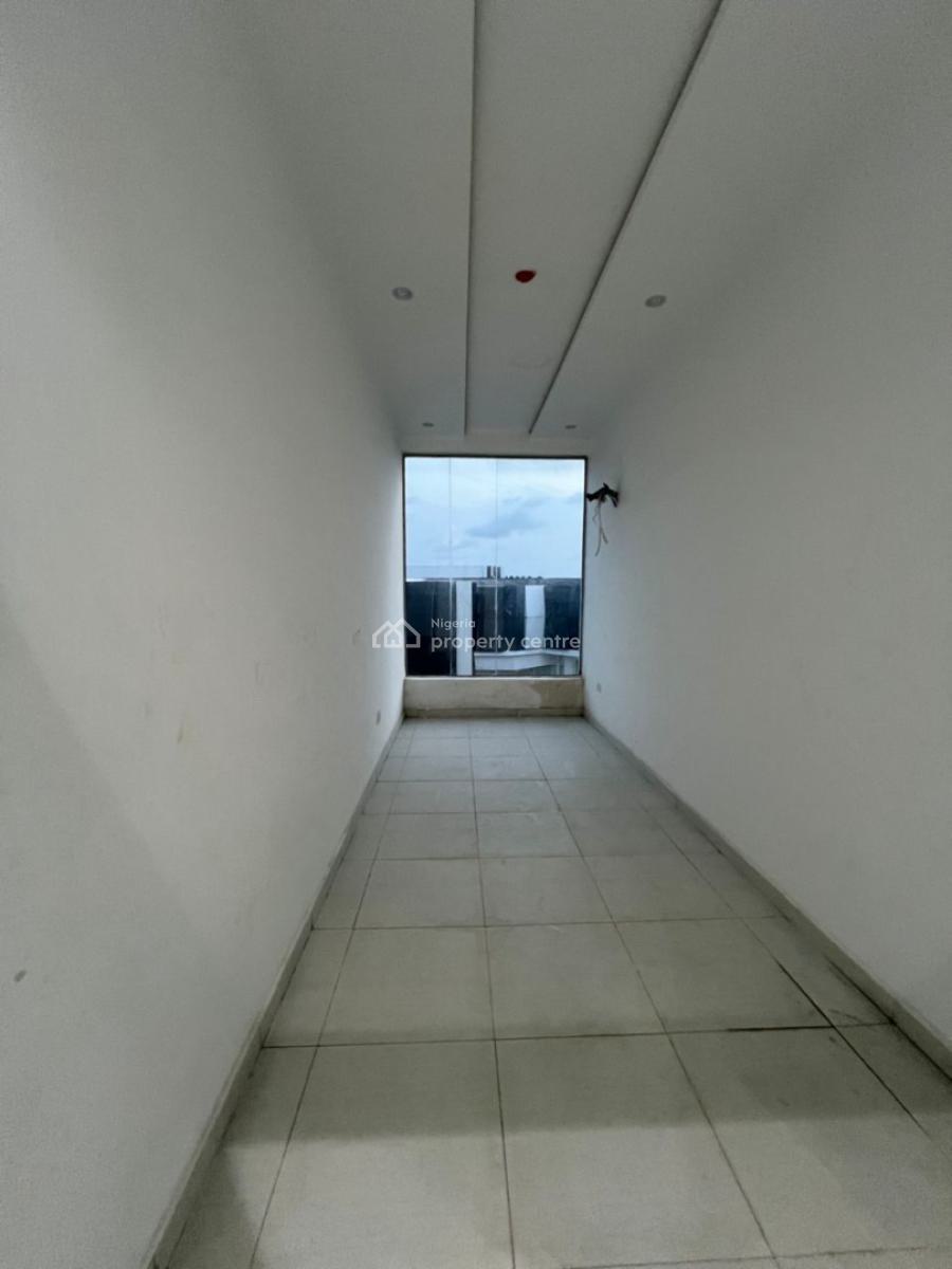 Spacious Shopping Mall per Sqm, Abraham Adesanya, Sangotedo, Ajah, Lagos, Plaza / Complex / Mall for Sale