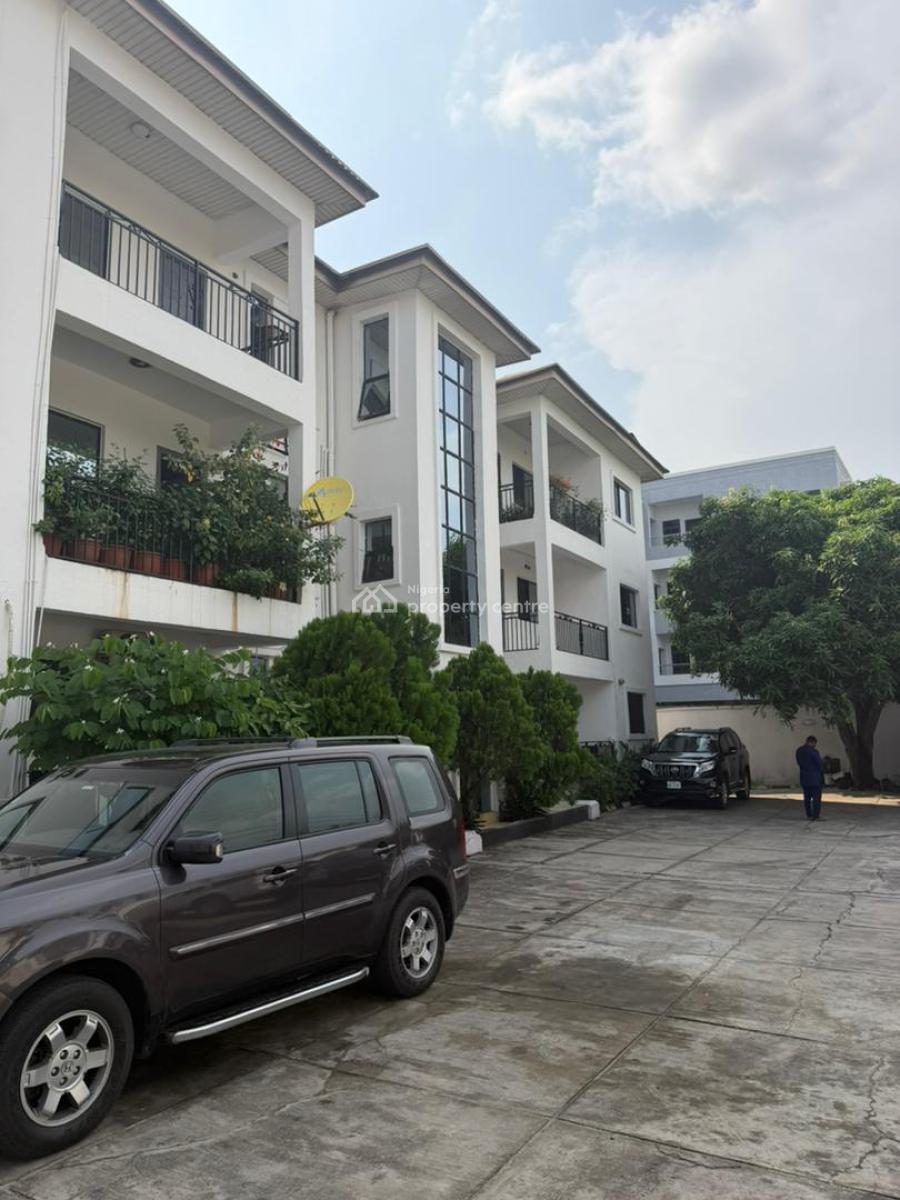3 Bedroom Apartment, Off Admiralty Way, Lekki Phase 1, Lekki, Lagos, Flat / Apartment for Rent