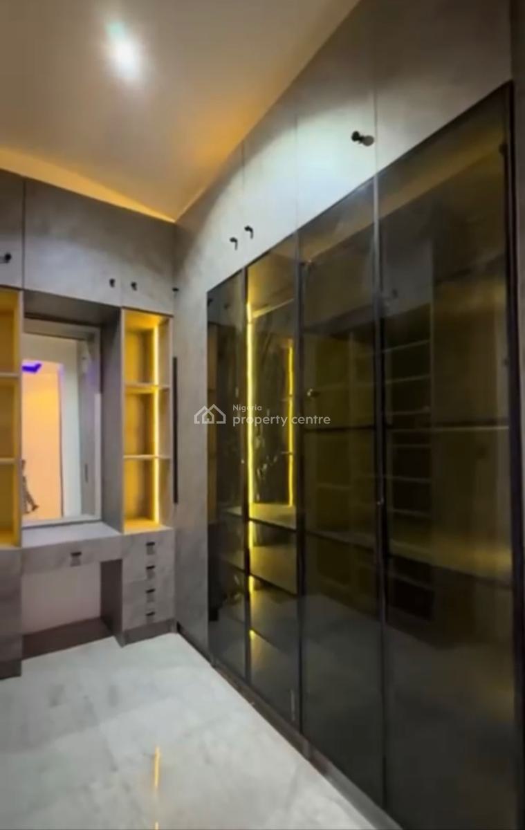 4 Bedroom En-suite Duplex +tarred Road, By Von Or The Voice Airport Road, Lugbe District, Abuja, Detached Duplex for Sale