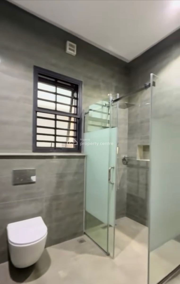 4 Bedroom En-suite Duplex +tarred Road, By Von Or The Voice Airport Road, Lugbe District, Abuja, Detached Duplex for Sale