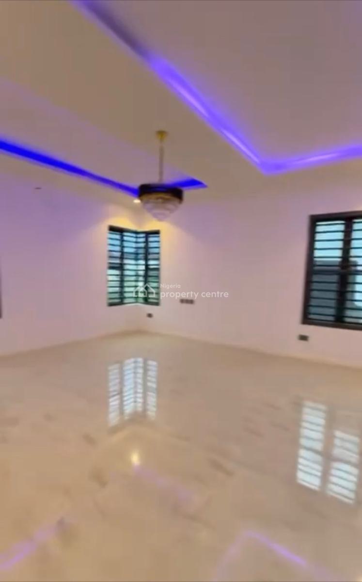 4 Bedroom En-suite Duplex +tarred Road, By Von Or The Voice Airport Road, Lugbe District, Abuja, Detached Duplex for Sale