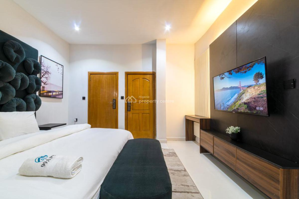 Luxury 1 Bedroom Apartment, Lekki Phase 1, Lekki, Lagos, Flat / Apartment Short Let