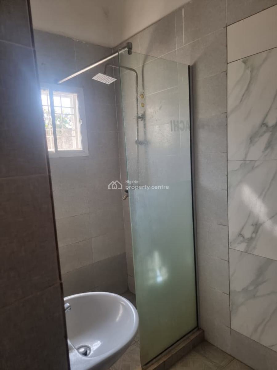 Smart Spacious 2 Bedroom Apartment, Von Road, Lugbe District, Abuja, Flat / Apartment for Rent