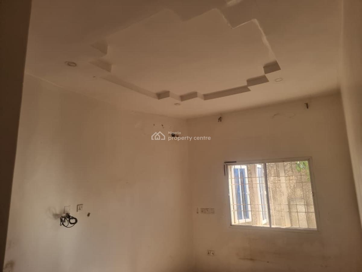 Smart Spacious 2 Bedroom Apartment, Von Road, Lugbe District, Abuja, Flat / Apartment for Rent