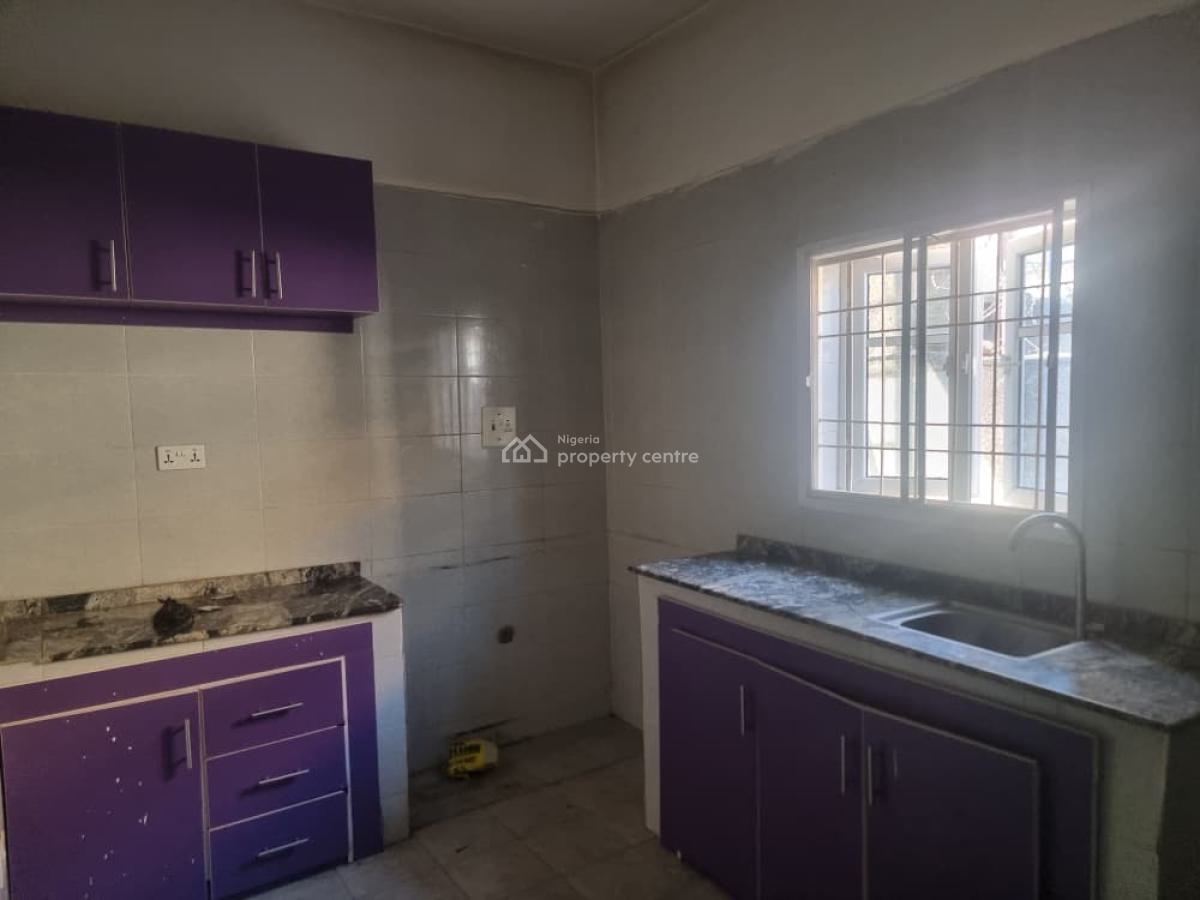 Smart Spacious 2 Bedroom Apartment, Von Road, Lugbe District, Abuja, Flat / Apartment for Rent