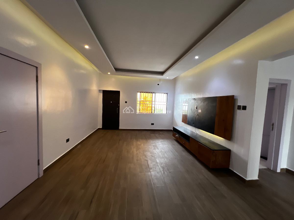 Spacious 3 Bedroom Serviced Apartment with a Room Bq, Lekki Phase 1, Lekki, Lagos, Flat / Apartment for Rent