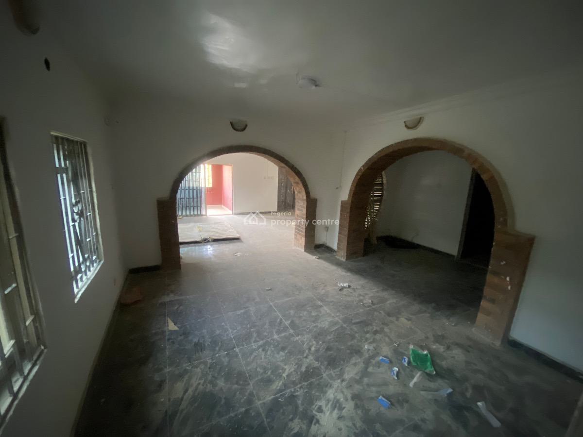 5-bedroom Semi-detached Duplex with Bq, Old Bodija Estate, Ibadan, Oyo, Semi-detached Duplex for Rent