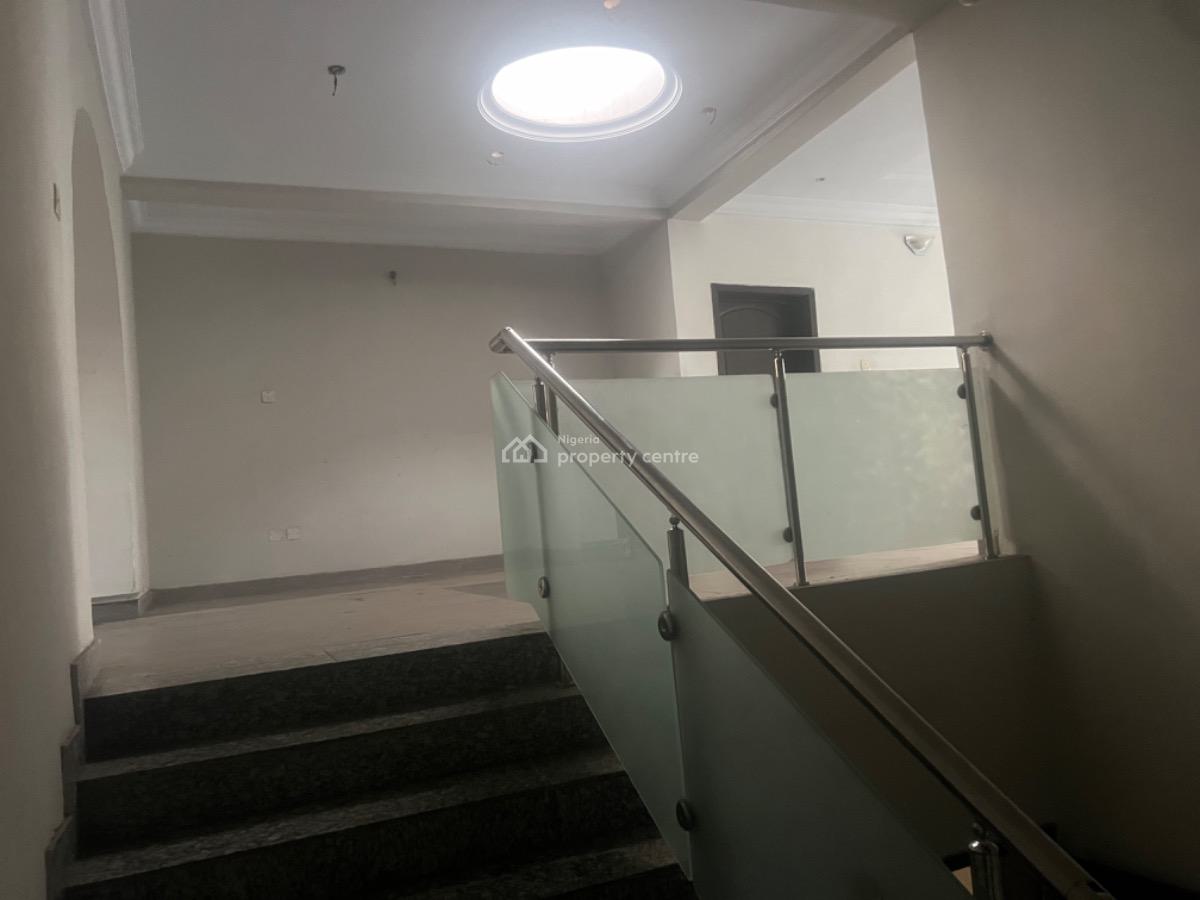 Self Compound 4 Bedroom Semi-detached House with 2 Rooms Bq, Lekki Phase 1, Lekki, Lagos, Semi-detached Duplex for Rent