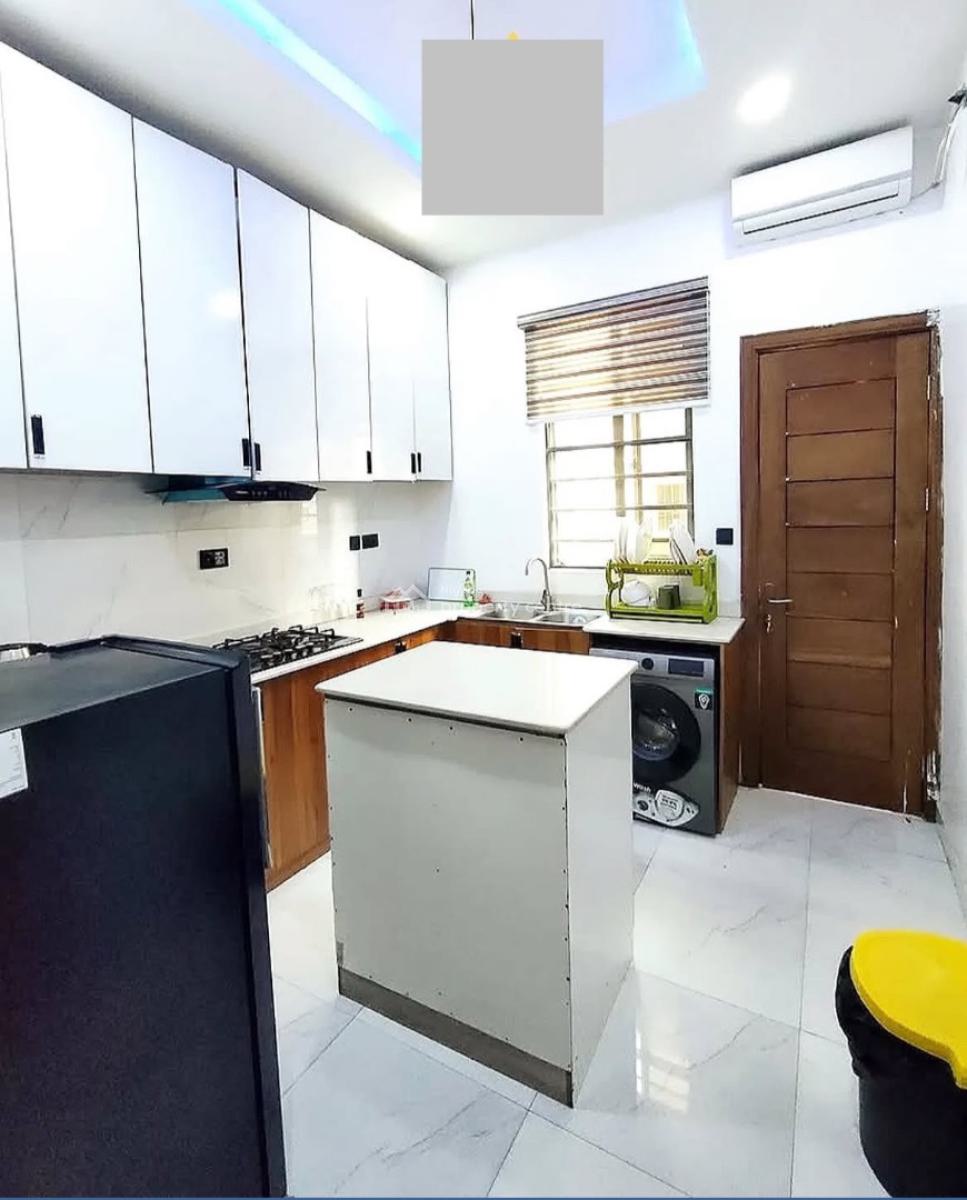 Distress 4 Bedroom Fully Furnished, Chevron, Lekki, Lagos, Semi-detached Duplex for Sale