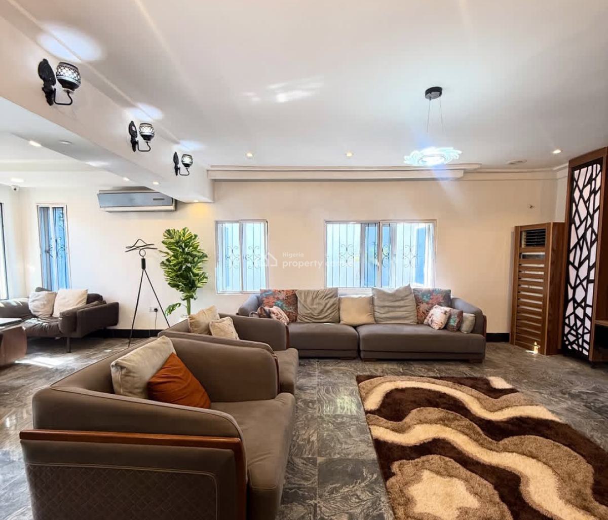 5 Bedrooms Semi Detached Duplex with Bq, Maitama District, Abuja, Semi-detached Duplex for Sale