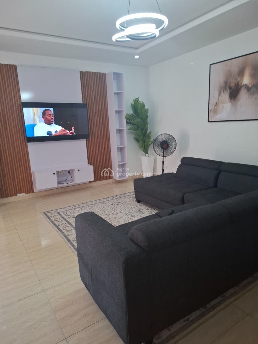 Stabdard Furnished 2 Bedroom Apartment, Guzape District, Abuja, Flat / Apartment for Rent