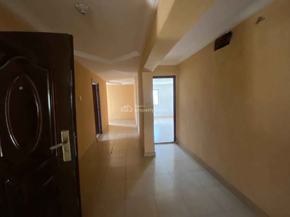 3-bedroom Flat -- New Bodija, Ibadan, New Bodija Estate, New Bodija, Ibadan, Oyo, Terraced Duplex for Rent