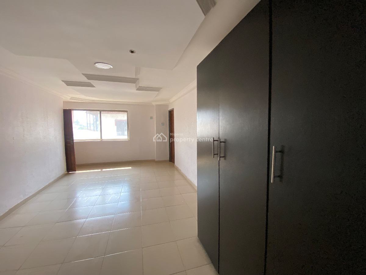 3-bedroom Flat -- New Bodija, Ibadan, New Bodija Estate, New Bodija, Ibadan, Oyo, Terraced Duplex for Rent