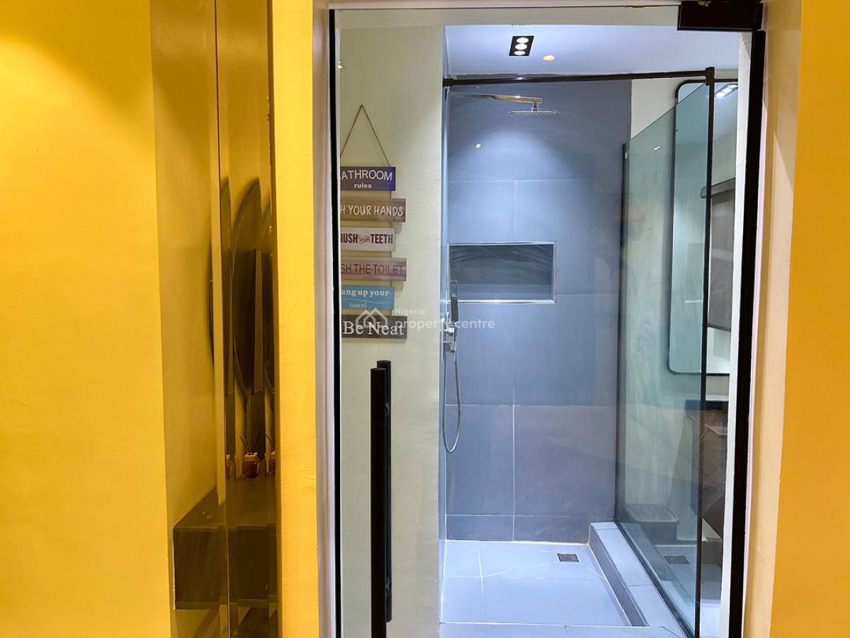 Luxury 3 Bedroom Apartment with Swimming Pool, Ps5, Lekki Phase 1, Lekki, Lagos, Flat / Apartment Short Let