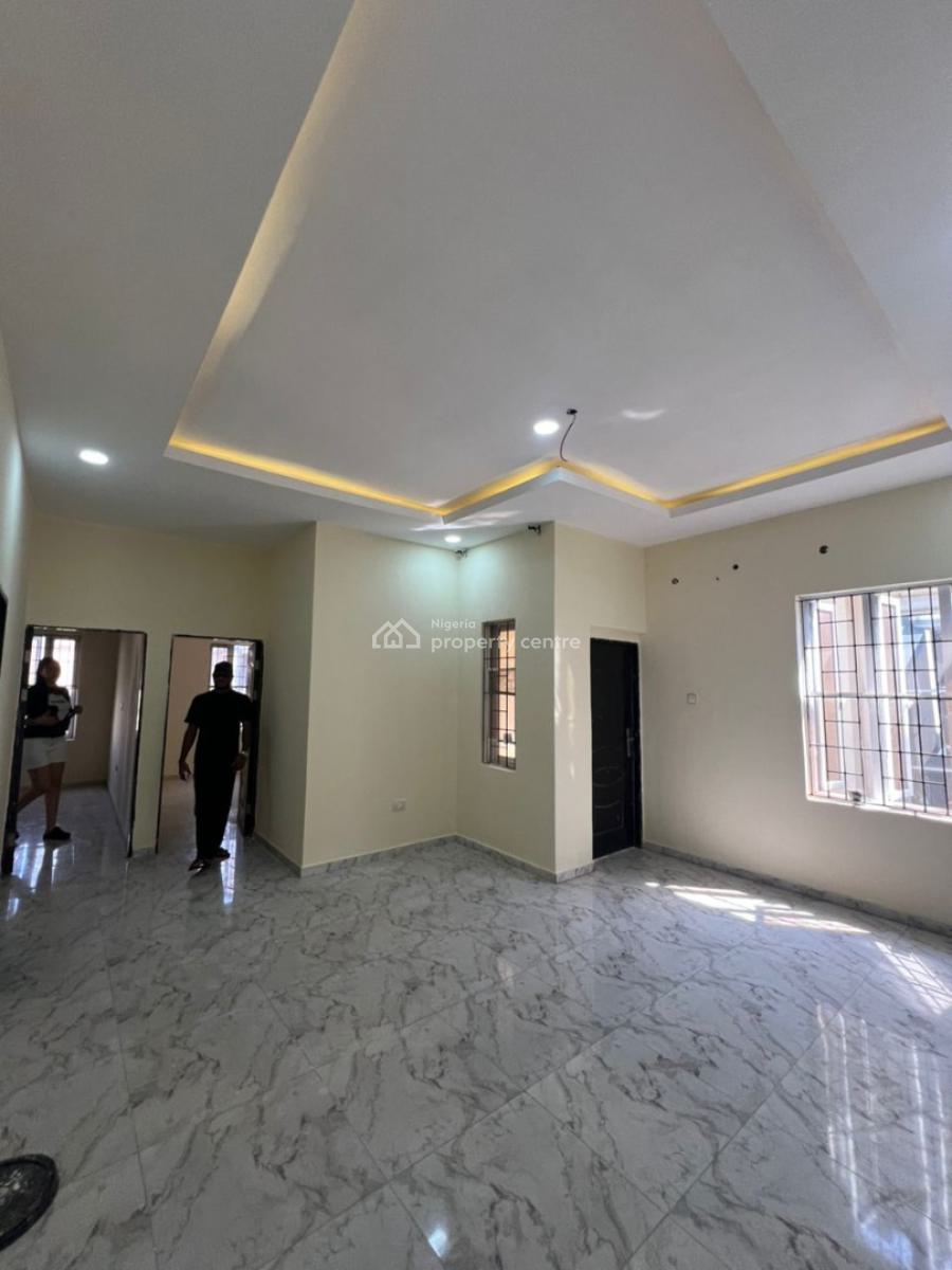 Self-serviced 2 Bedroom Flat Apartment, Lekki Phase 1, Lekki, Lagos, Flat / Apartment for Rent