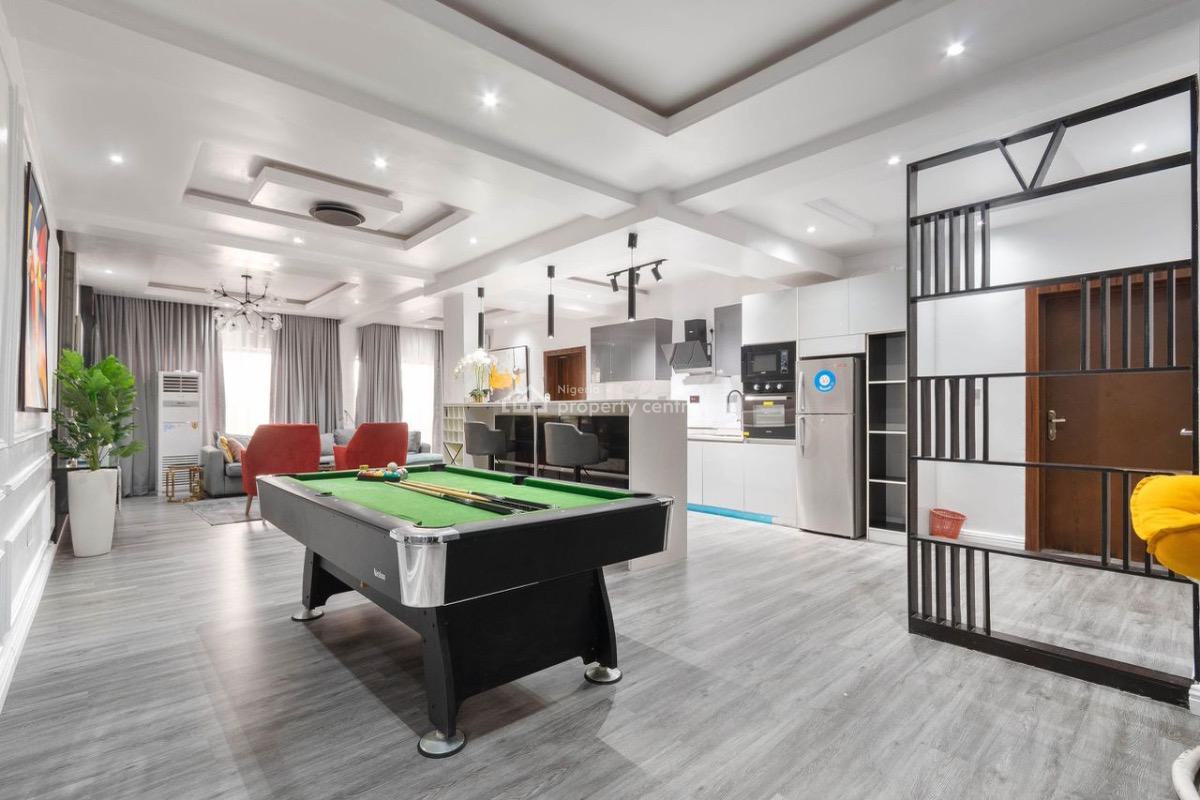 Aesthetically Pleasing 2 Bedroom Apartment, Phase 1, Lekki, Lagos, Flat / Apartment Short Let