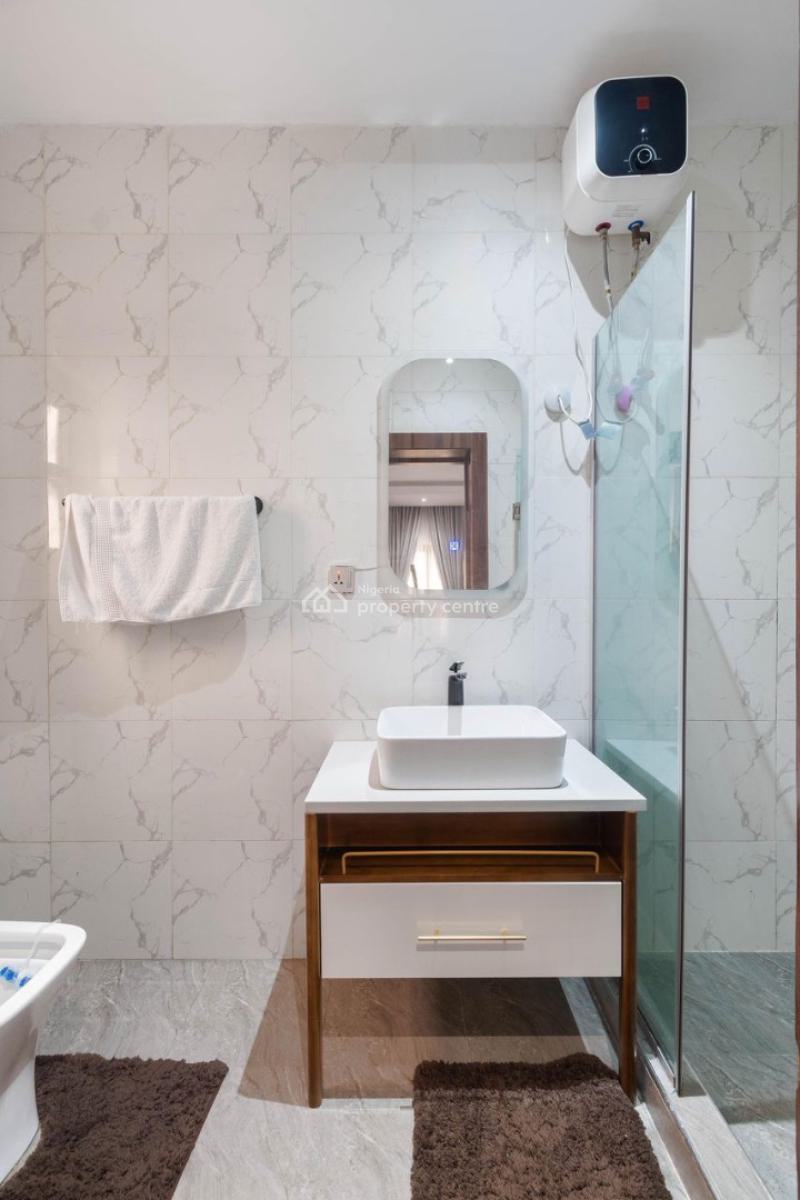 Aesthetically Pleasing 2 Bedroom Apartment, Phase 1, Lekki, Lagos, Flat / Apartment Short Let