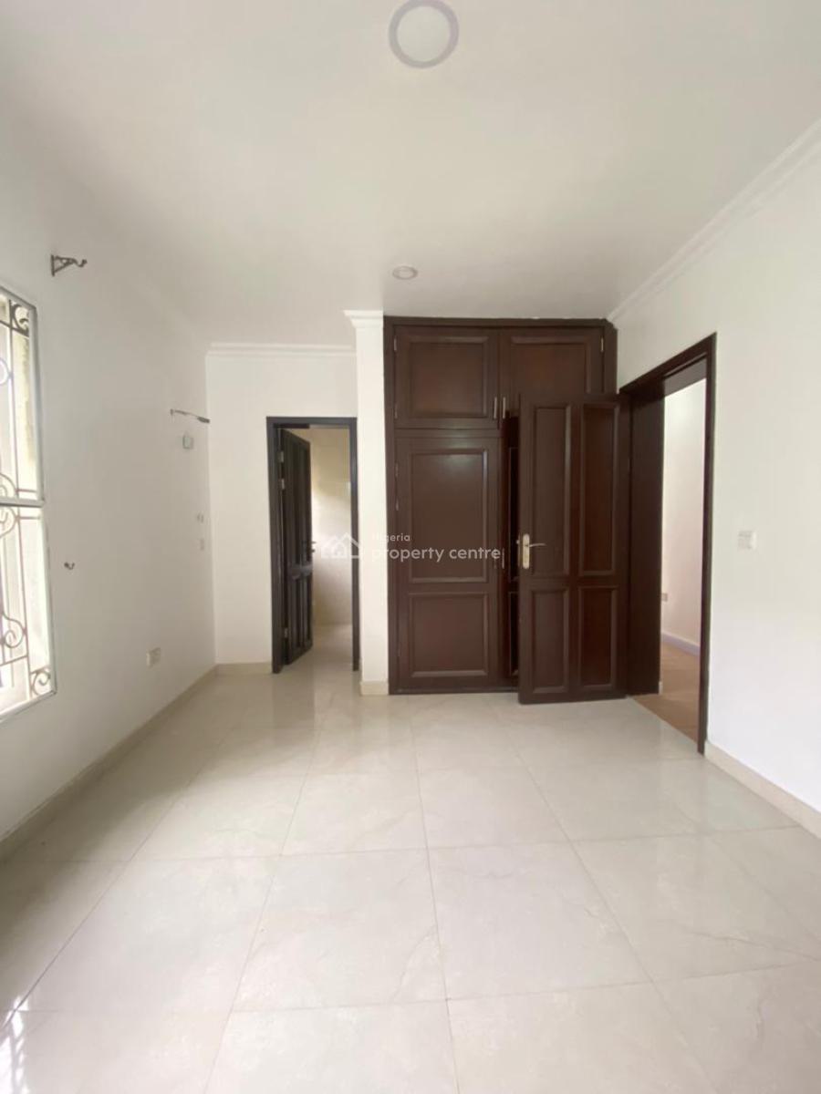 3 Bedroom Apartment, Lekki Phase 1, Lekki, Lagos, Flat / Apartment for Rent