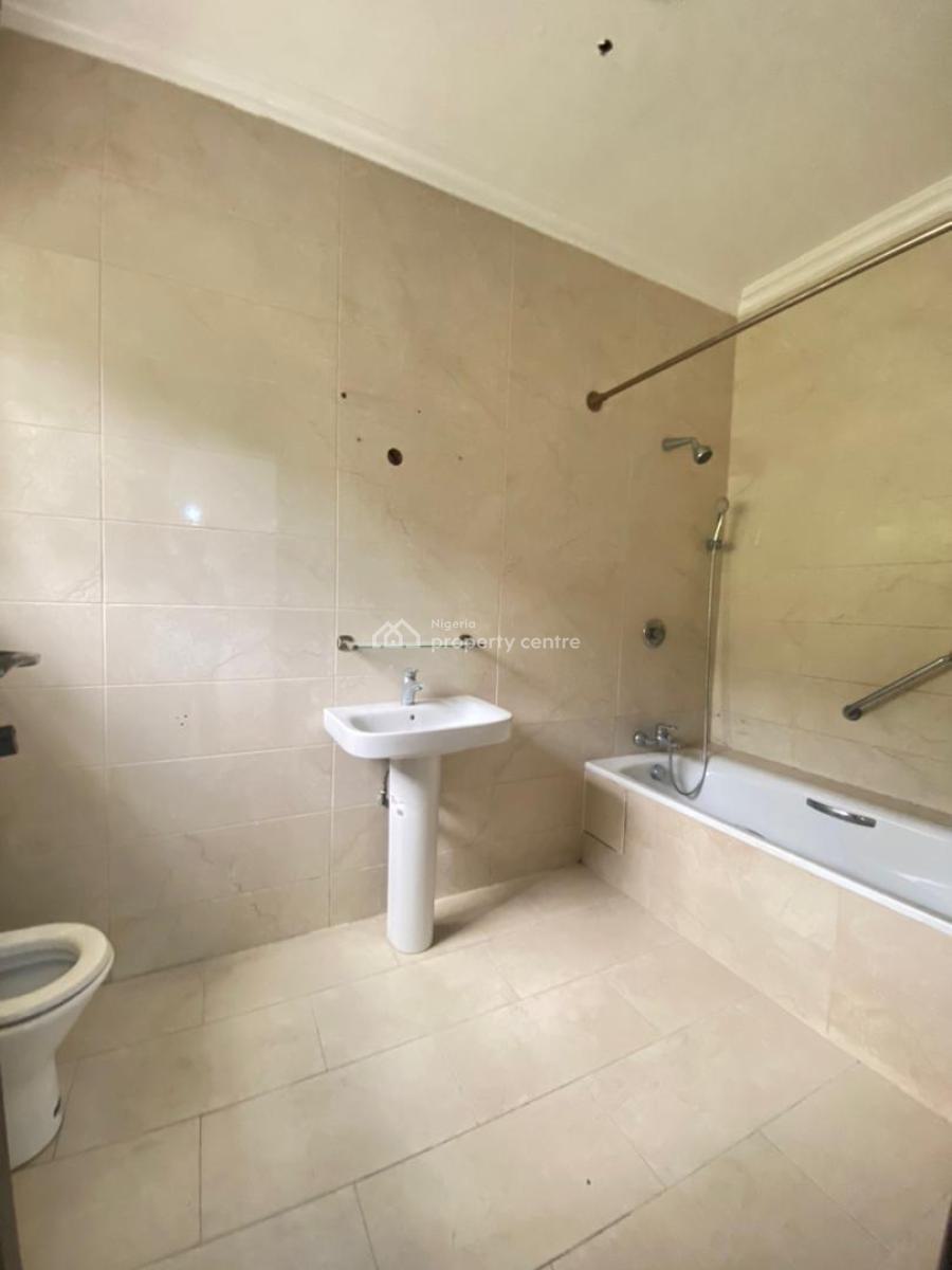 3 Bedroom Apartment, Lekki Phase 1, Lekki, Lagos, Flat / Apartment for Rent