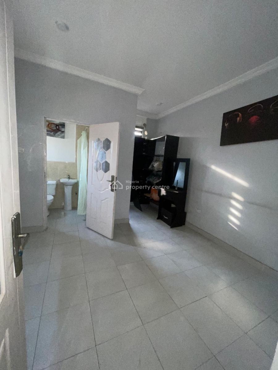 a Standard 4 Bedroom Terrace Duplex, Southdrith Estate Along Mobil Road Ilaje Ajah, Lekki, Lagos, Terraced Duplex for Rent