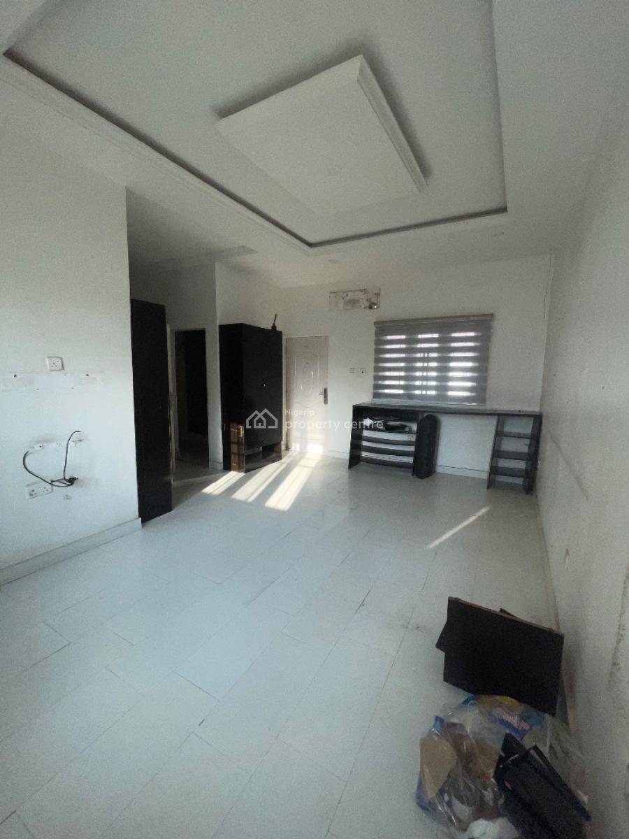 a Standard 4 Bedroom Terrace Duplex, Southdrith Estate Along Mobil Road Ilaje Ajah, Lekki, Lagos, Terraced Duplex for Rent