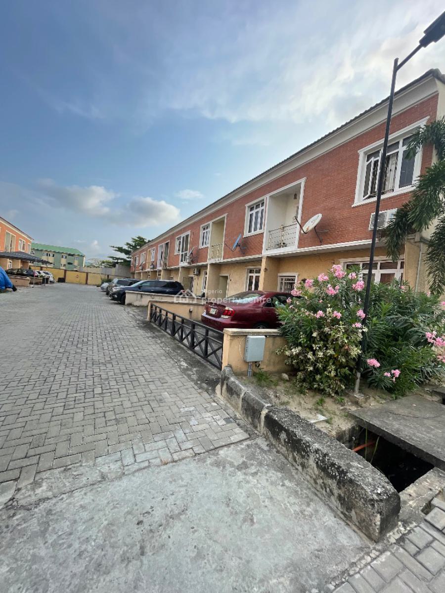 a Standard 4 Bedroom Terrace Duplex, Southdrith Estate Along Mobil Road Ilaje Ajah, Lekki, Lagos, Terraced Duplex for Rent