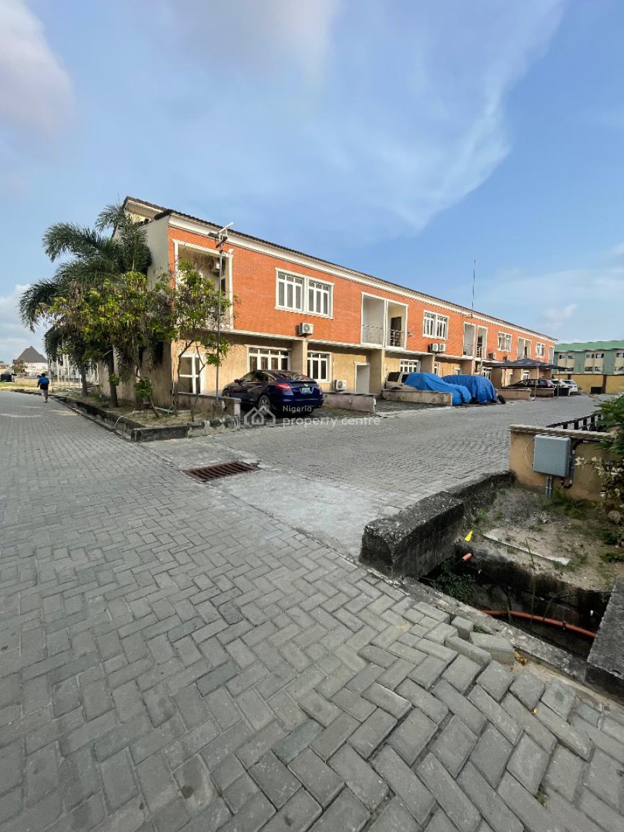 a Standard 4 Bedroom Terrace Duplex, Southdrith Estate Along Mobil Road Ilaje Ajah, Lekki, Lagos, Terraced Duplex for Rent