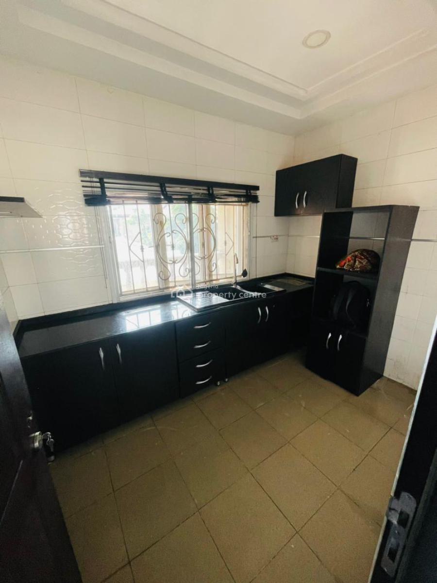 Luxury and Refurbished with a Bq, Vgc, Lekki, Lagos, Flat / Apartment for Rent