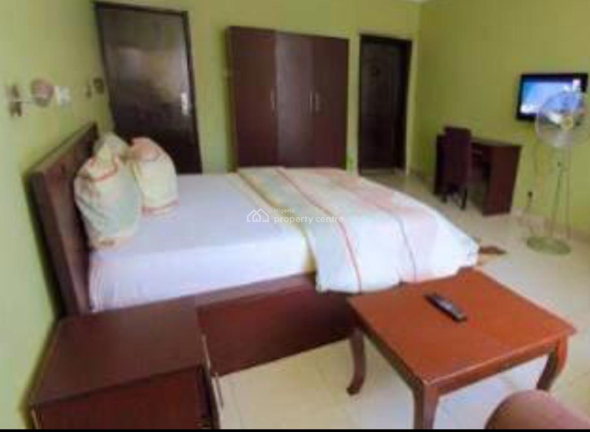 Functional 24 Rooms Hotel + Facilities, @ Liverpool, Apapa Gra, Apapa, Lagos, Gra, Apapa, Lagos, Hotel / Guest House for Sale
