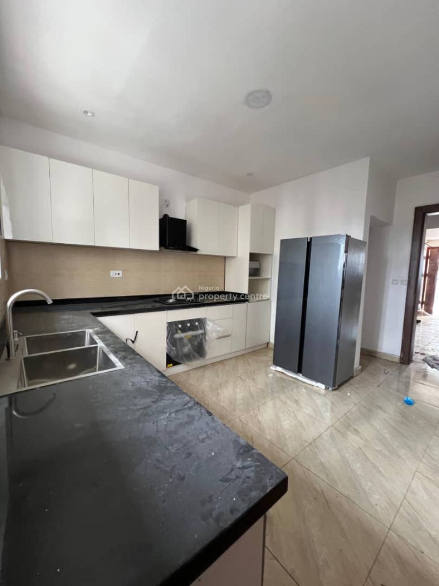 Luxury 4bedroom Terrace Duplex with Bq, Off Admiralty Road, Lekki Phase 1, Lekki, Lagos, Terraced Duplex for Rent