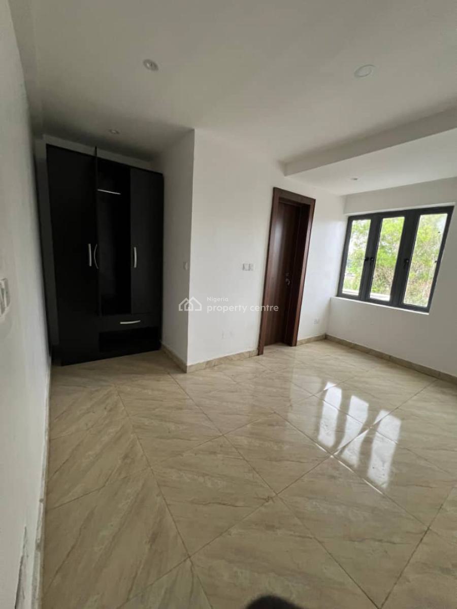 Luxury 4bedroom Terrace Duplex with Bq, Off Admiralty Road, Lekki Phase 1, Lekki, Lagos, Terraced Duplex for Rent