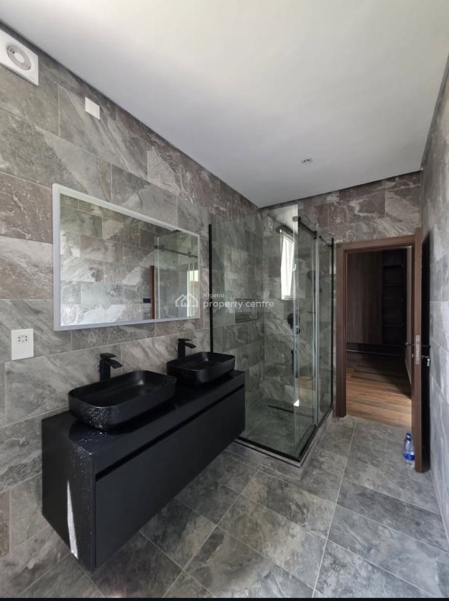 5  Bedroom Detached House, Osapa, Lekki, Lagos, Detached Duplex for Sale