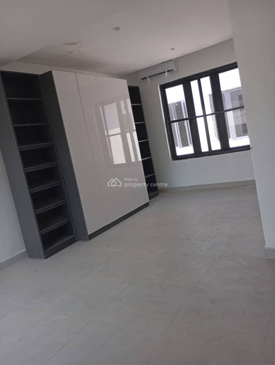 Luxury 4-bedroom Townhouse in a Secure Estate, Lekki Phase 1, Lekki, Lagos, Terraced Duplex for Sale