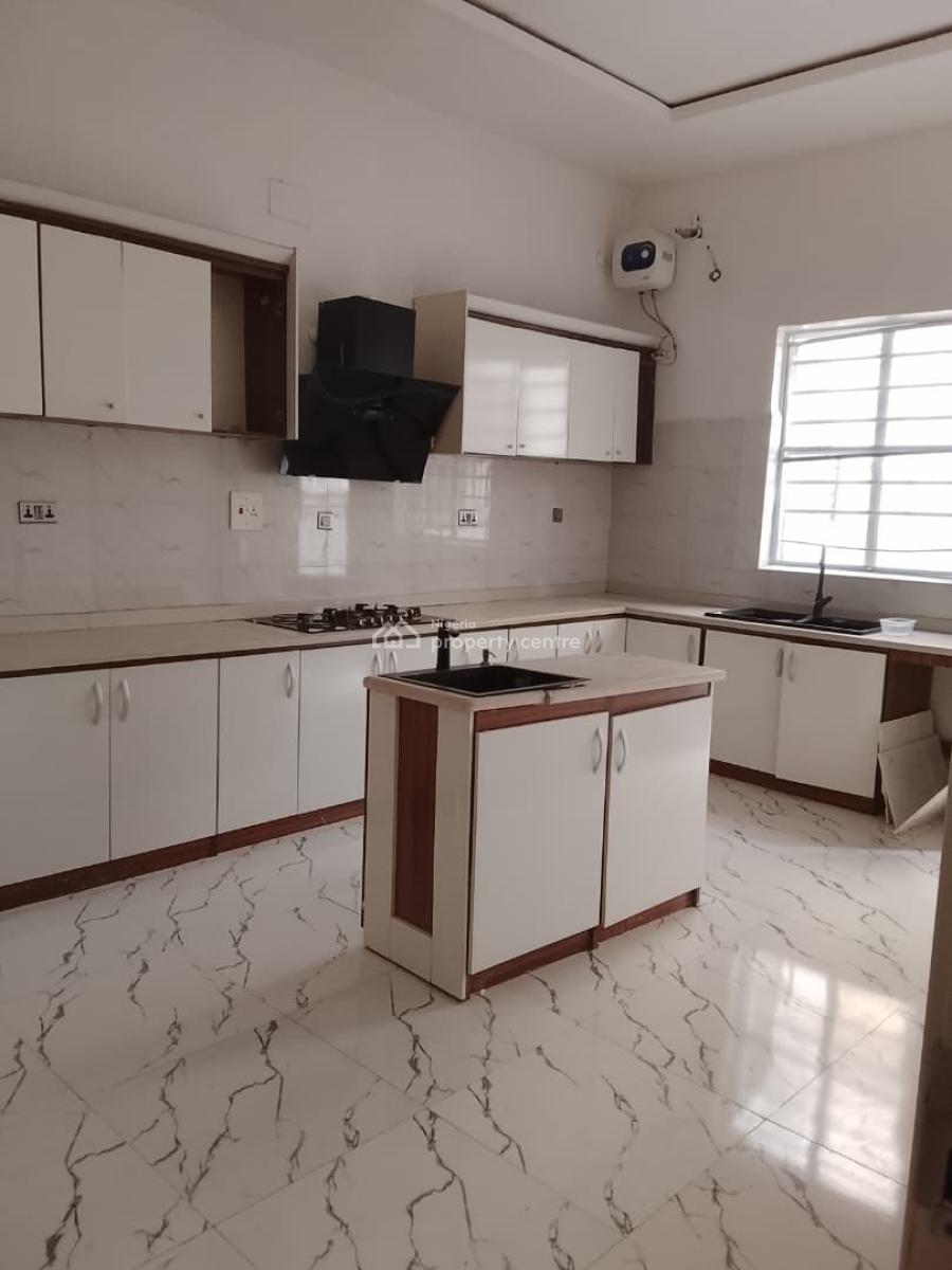 Exclusive Spacious 5 Bedrooms Fully Detached Duplex with a Bq., Orchid, Lekki, Lagos, Detached Duplex for Rent